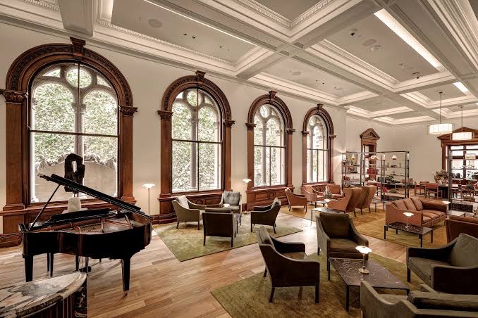 Inside-The-Sandstones-Club.jpeg